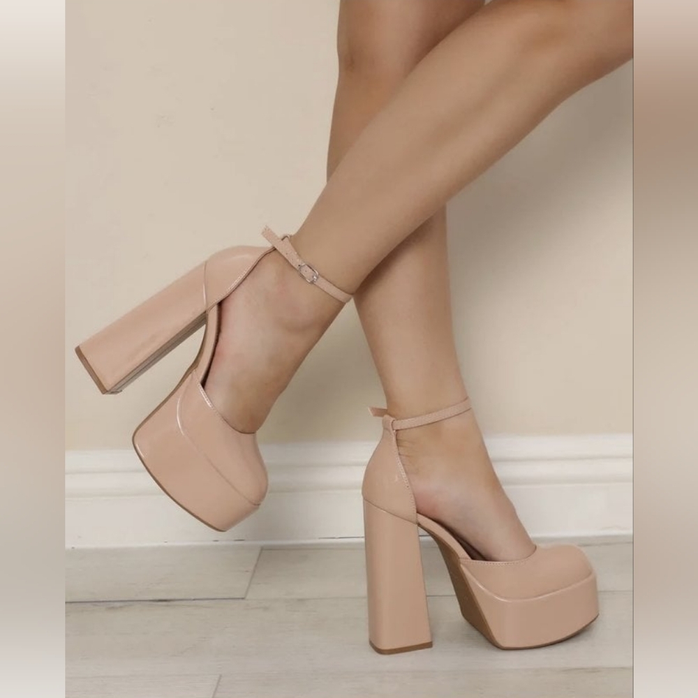 Bamboo Patent Faux Leather Platform Beige Nude High Heels Womens Shoe Size 6